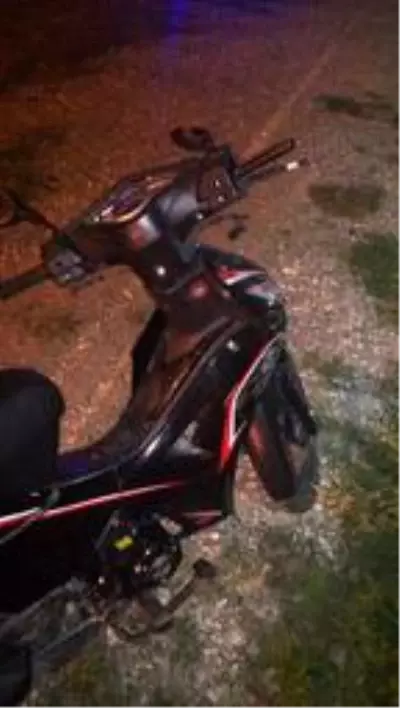 Park halindeki otomobile çarpan motosikletteki 5 aylık hamile kadın hayatını kaybetti Park halindeki otomobile çarpan motosikletteki 5 aylık hamile kadın hayatını kaybetti