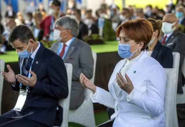 Son Dakika: İYİ Parti Genel Başkanı Meral Akşener, 1289 oyla yeniden genel başkan seçildi