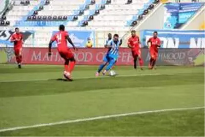 Süper Lig: BB Erzurumspor: 0 DG Sivasspor: 0 (İlk yarı)