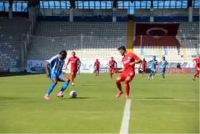Süper Lig: BB Erzurumspor: 0 DG Sivasspor: 0 (İlk yarı)