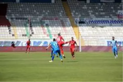Süper Lig: BB Erzurumspor: 0 DG Sivasspor: 0 (İlk yarı)