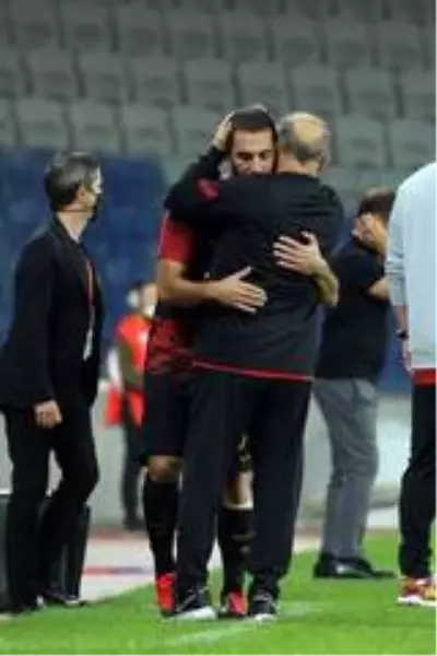 Galatasaray ligde 2'de 2 yaptı