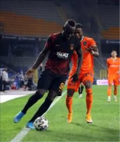 Galatasaray ligde 2'de 2 yaptı