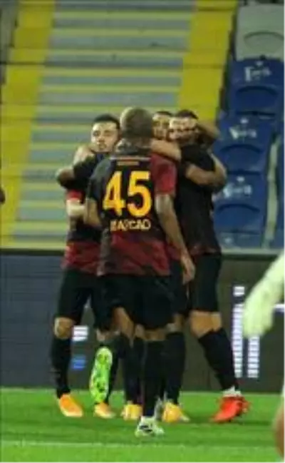 Galatasaray ligde 2'de 2 yaptı