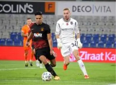 Galatasaray ligde 2'de 2 yaptı