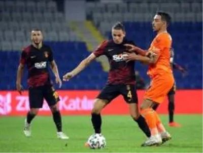 Galatasaray ligde 2'de 2 yaptı