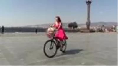 'Süslü Kadınlar' şehri, Kovid-19 nedeniyle bireysel olarak turladı 'Süslü Kadınlar' şehri, Kovid-19 nedeniyle bireysel olarak turladı