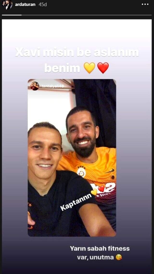 Taylan Antalyalı'nın paylaşımına Arda Turan'dan yorum: Xavi misin be aslanım Taylan Antalyalı'nın paylaşımına Arda Turan'dan yorum: Xavi misin be aslanım