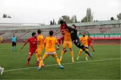 TFF 3. Lig: Yalovaspor: 2 Çatalcaspor: 6 TFF 3. Lig: Yalovaspor: 2 Çatalcaspor: 6