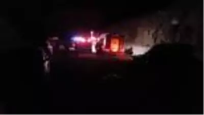 Son dakika haberleri... Trafik kazası: 3 ölü, 2 yaralı Son dakika haberleri... Trafik kazası: 3 ölü, 2 yaralı