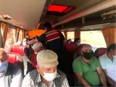 Son dakika haberleri | Tüm araçlardaki yolcuların ateşleri ölçülüyor Son dakika haberleri | Tüm araçlardaki yolcuların ateşleri ölçülüyor