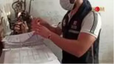 Yabancılara sahte belge düzenleyen iki zanlı tutuklandı Yabancılara sahte belge düzenleyen iki zanlı tutuklandı