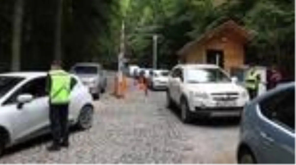 Yedigöller hafta sonu doğa tutkunlarının ilgi odağı oldu