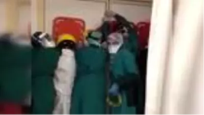 Acil serviste dehşete düşüren görüntü. Acil serviste dehşete düşüren görüntü.