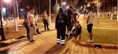 Adıyaman'da 'yan baktın' kavgası: 2 yaralı Adıyaman'da 'yan baktın' kavgası: 2 yaralı