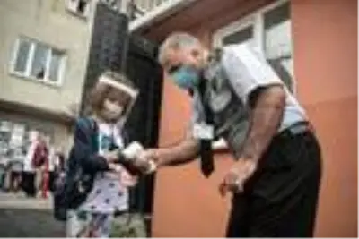 ANAOKULU VE BİRİNCİ SINIFLAR DERS BAŞI YAPTI ANAOKULU VE BİRİNCİ SINIFLAR DERS BAŞI YAPTI