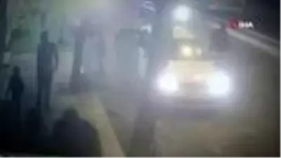 Arnavutköy'de motosiklet ile otomobil çarpıştı: 1 yaralı Arnavutköy'de motosiklet ile otomobil çarpıştı: 1 yaralı
