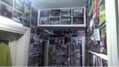 Artvinli yazar evini fotoğraf müzesine çevirdi Artvinli yazar evini fotoğraf müzesine çevirdi