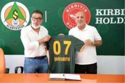Aytemiz Alanyaspor, Kırbıyık Holding ile 1 yıllık reklam sponsorluğu sözleşmesi imzaladı Aytemiz Alanyaspor, Kırbıyık Holding ile 1 yıllık reklam sponsorluğu sözleşmesi imzaladı