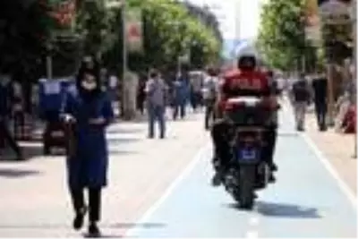 Son Dakika: Bolu'da, 3 ayda 2 bin 377 kişiye maske cezası Son Dakika: Bolu'da, 3 ayda 2 bin 377 kişiye maske cezası