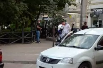 Karantinaya uymayan 3 kişi öğrenci yurduna gönderildi Karantinaya uymayan 3 kişi öğrenci yurduna gönderildi