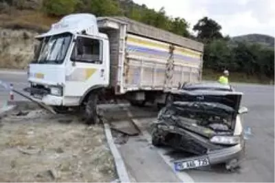 - Burdur'da trafik kazası: 5 yaralı - Burdur'da trafik kazası: 5 yaralı