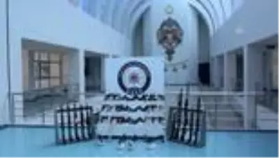 Çeşitli suçlardan aranan 183 kişi yakalandı Çeşitli suçlardan aranan 183 kişi yakalandı