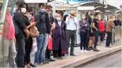 Havadan fotoğraflar//Cevizlibağ'da toplu ulaşımda yoğunluk Havadan fotoğraflar//Cevizlibağ'da toplu ulaşımda yoğunluk