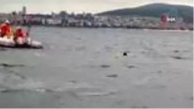 Denizde ikna çabası... Denize atlayan kadın, 2 bin 500 metre açıkta kurtarıldı Denizde ikna çabası... Denize atlayan kadın, 2 bin 500 metre açıkta kurtarıldı