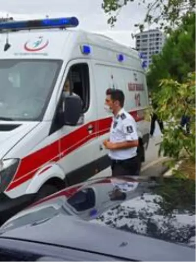 Denizde ikna çabası... Denize atlayan kadın, 2 bin 500 metre açıkta kurtarıldı Denizde ikna çabası... Denize atlayan kadın, 2 bin 500 metre açıkta kurtarıldı