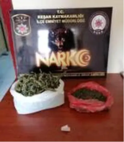 Son dakika haberleri: Edirne'de uyuşturucu operasyonunda 1 tutuklama Son dakika haberleri: Edirne'de uyuşturucu operasyonunda 1 tutuklama