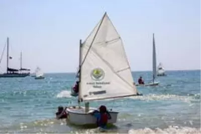 Erdemli Belediyesi Yelken Kulübü, yelkenlerini açtı Erdemli Belediyesi Yelken Kulübü, yelkenlerini açtı