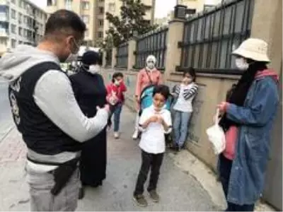 Son dakika haberleri! Esenyurt'ta okul çevresinde polis tedbiri Son dakika haberleri! Esenyurt'ta okul çevresinde polis tedbiri