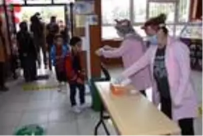 Eskişehir?de yüz yüze eğitim başladı Eskişehir?de yüz yüze eğitim başladı