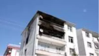 Evde çıkan yangında bir çocuk öldü Evde çıkan yangında bir çocuk öldü