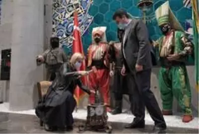Gagauzya'nın ilk Türk kadın Başkanı'na mehterli karşılama Gagauzya'nın ilk Türk kadın Başkanı'na mehterli karşılama