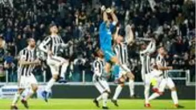 Galatasaray, Juventus'lu Sami Khedira'yı gündemine aldı Galatasaray, Juventus'lu Sami Khedira'yı gündemine aldı