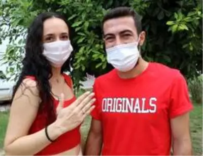 Genç kadın hem korkuyu, hem de mutluluğu bir arada yaşadı Genç kadın hem korkuyu, hem de mutluluğu bir arada yaşadı