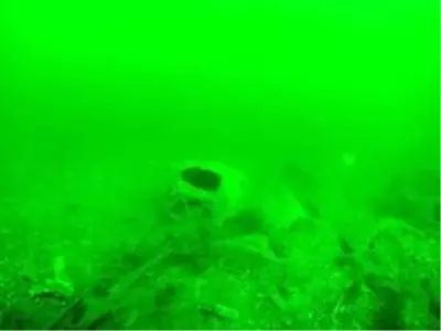 Habercilikte bir ilk...Haliç su altı kamerası ile görüntülendi Habercilikte bir ilk...Haliç su altı kamerası ile görüntülendi