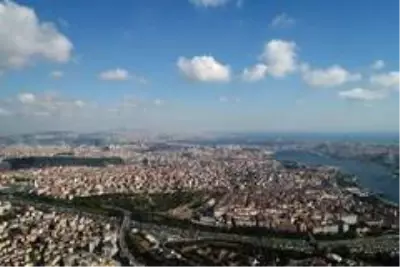 Habercilikte bir ilk...Haliç su altı kamerası ile görüntülendi Habercilikte bir ilk...Haliç su altı kamerası ile görüntülendi