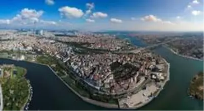 Habercilikte bir ilk...Haliç su altı kamerası ile görüntülendi Habercilikte bir ilk...Haliç su altı kamerası ile görüntülendi
