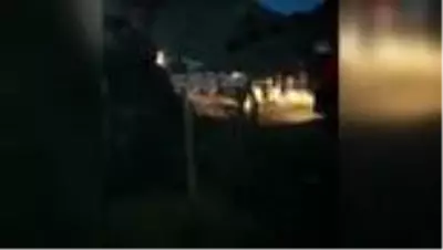 Hayvanların kışlık ihtiyacı için hazırlanan 50 ton ot ve bir ton saman kül oldu Hayvanların kışlık ihtiyacı için hazırlanan 50 ton ot ve bir ton saman kül oldu