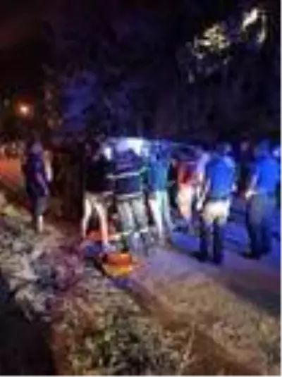 İskenderun'da hasta almaya giden ambulans devrildi İskenderun'da hasta almaya giden ambulans devrildi