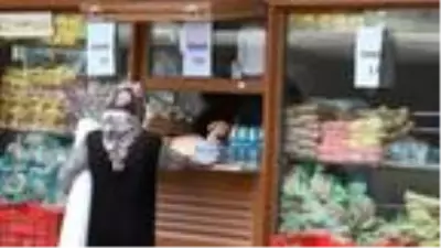 İSTANBUL'DA HALK EKMEĞE YÜZDE 33 ZAM İSTANBUL'DA HALK EKMEĞE YÜZDE 33 ZAM