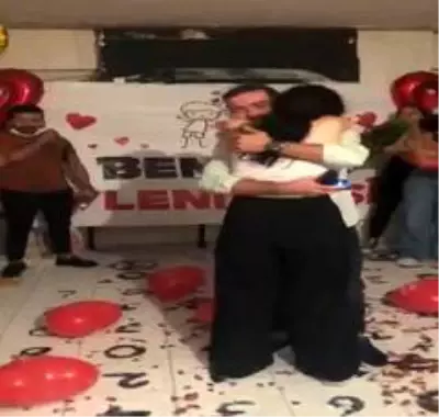 Genç kadın hem korkuyu, hem de mutluluğu bir arada yaşadı Genç kadın hem korkuyu, hem de mutluluğu bir arada yaşadı