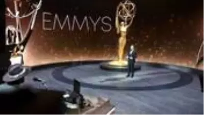 Koronavirüs gölgesinde tören! 72. Emmy Ödülleri sahiplerini buldu Koronavirüs gölgesinde tören! 72. Emmy Ödülleri sahiplerini buldu