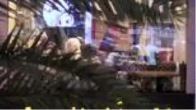 Kovid-19 nedeniyle kapatılan restoran ve kafeler yeniden açıldı Kovid-19 nedeniyle kapatılan restoran ve kafeler yeniden açıldı