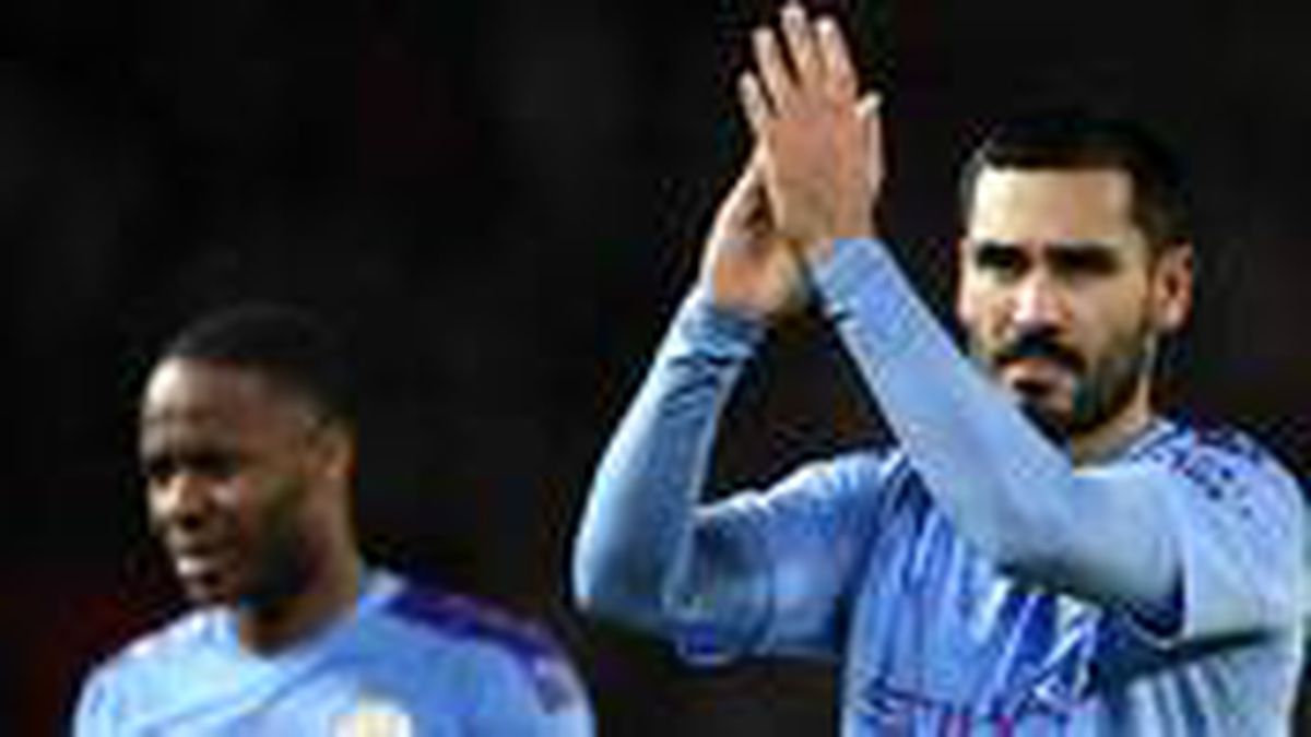 Manchester City forması giyen İlkay Gündoğan'ın koronavirüs testi pozitif çıktı