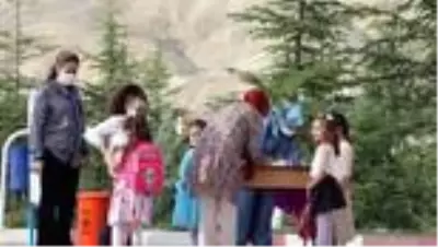Okullarda yüz yüze eğitim başladı Okullarda yüz yüze eğitim başladı