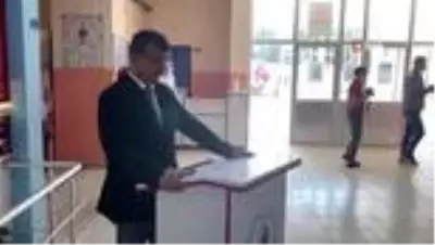 'Okulum Temiz' belgesi almaya hak kazanan okullara belgeleri verildi 'Okulum Temiz' belgesi almaya hak kazanan okullara belgeleri verildi